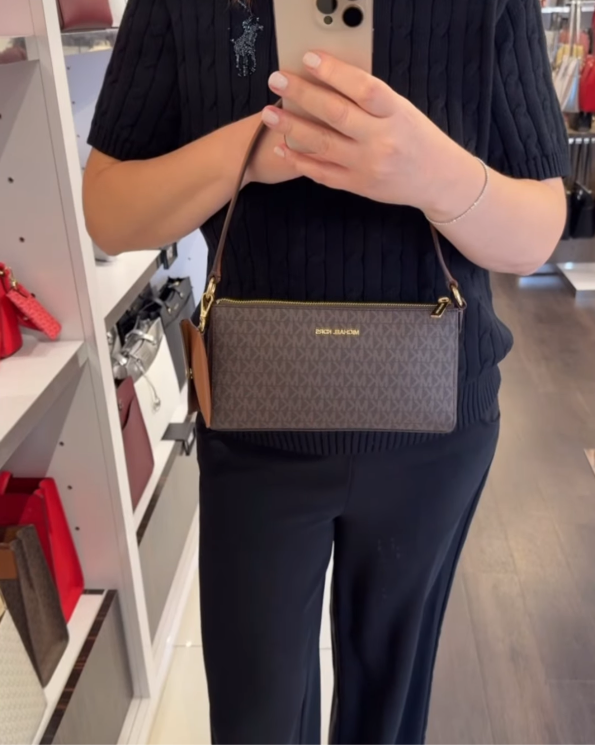 Michael Kors Vincent Shoulder Bag