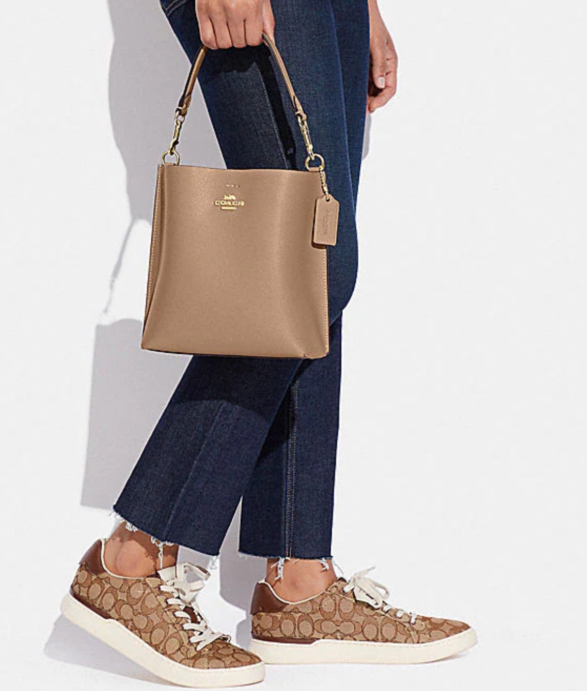 Coach Mollie Bucket Bag 22